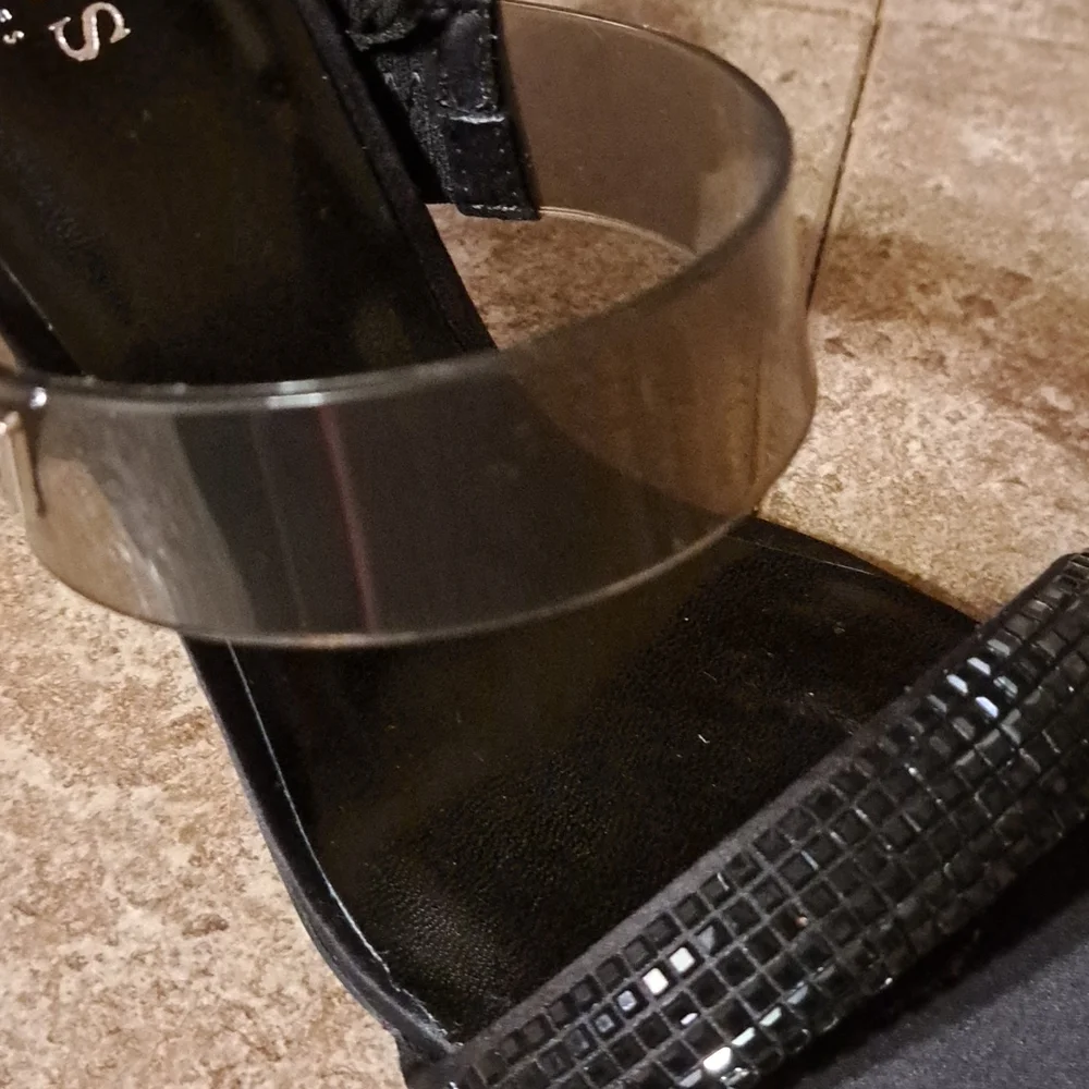 Guess shoes - Picture 10 of 10